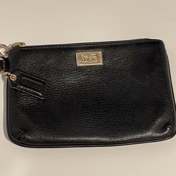 Coach Wristlet - Picture 3 of 4